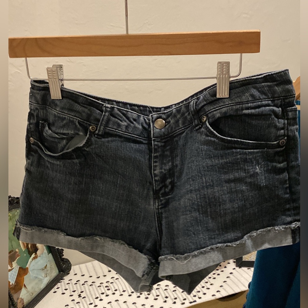 Size 31 denim shorts dark blue black